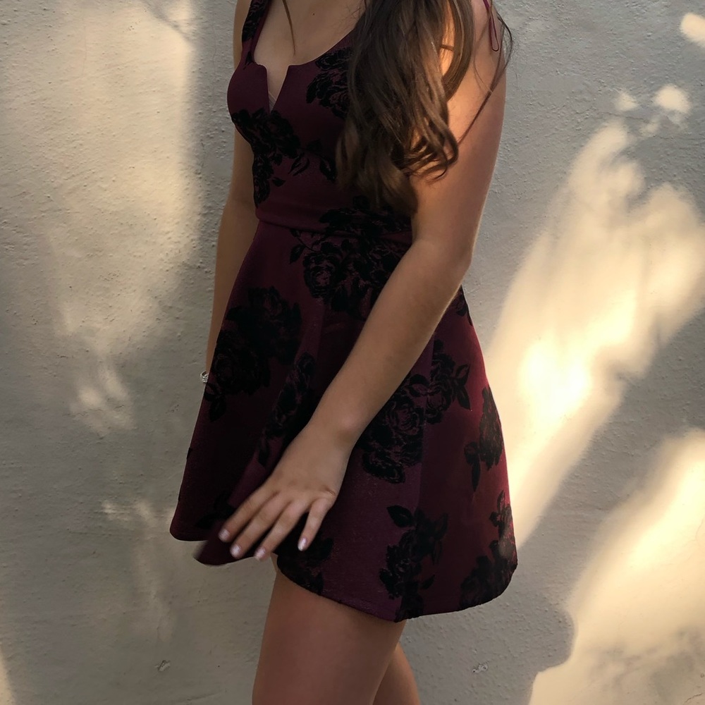 sparkly maroon formal dress!!